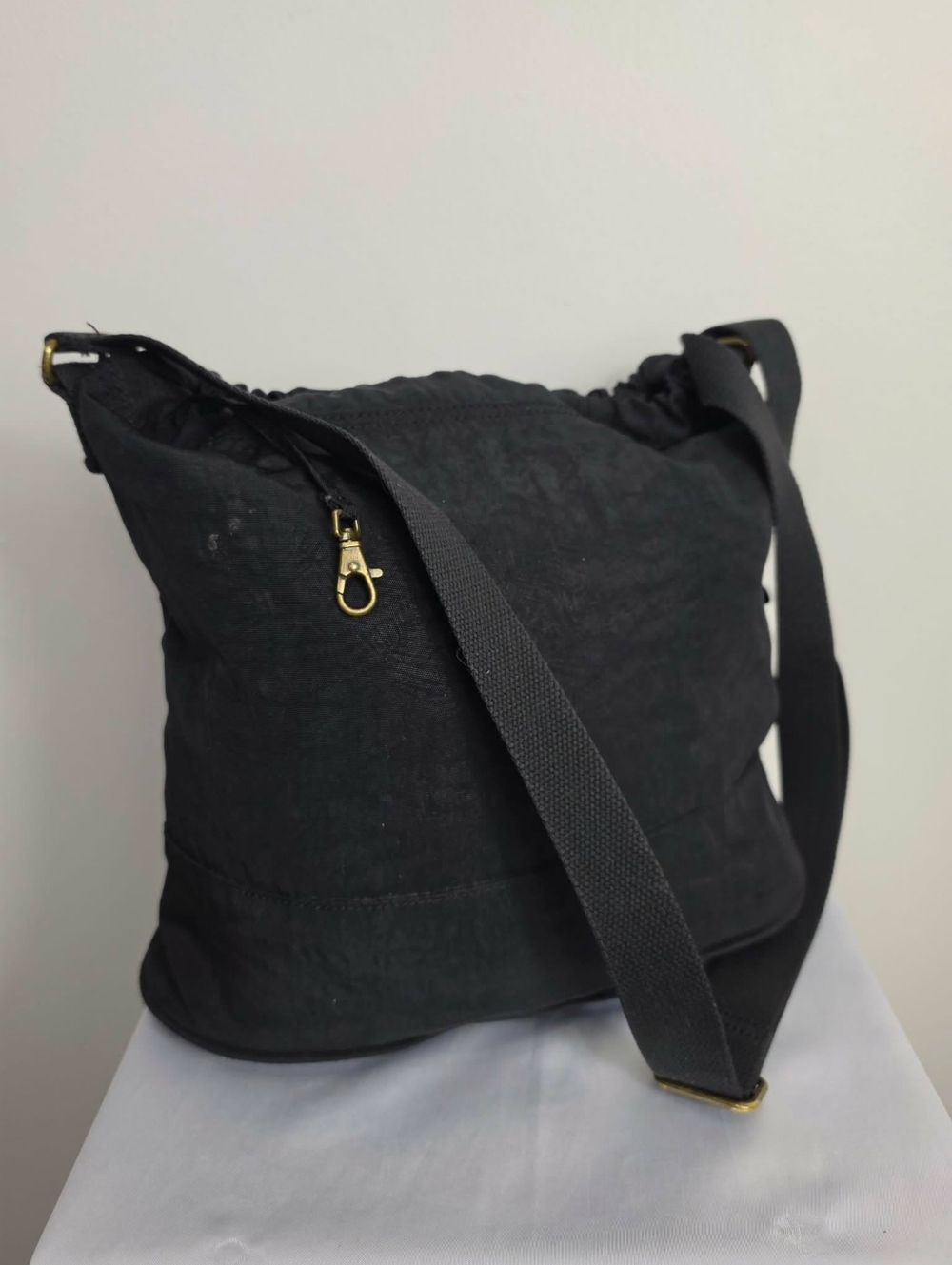 Kipling Black Drawstring Hobo Crossbody Bag with Monkey Charm Unisex - Picture 2 of 12